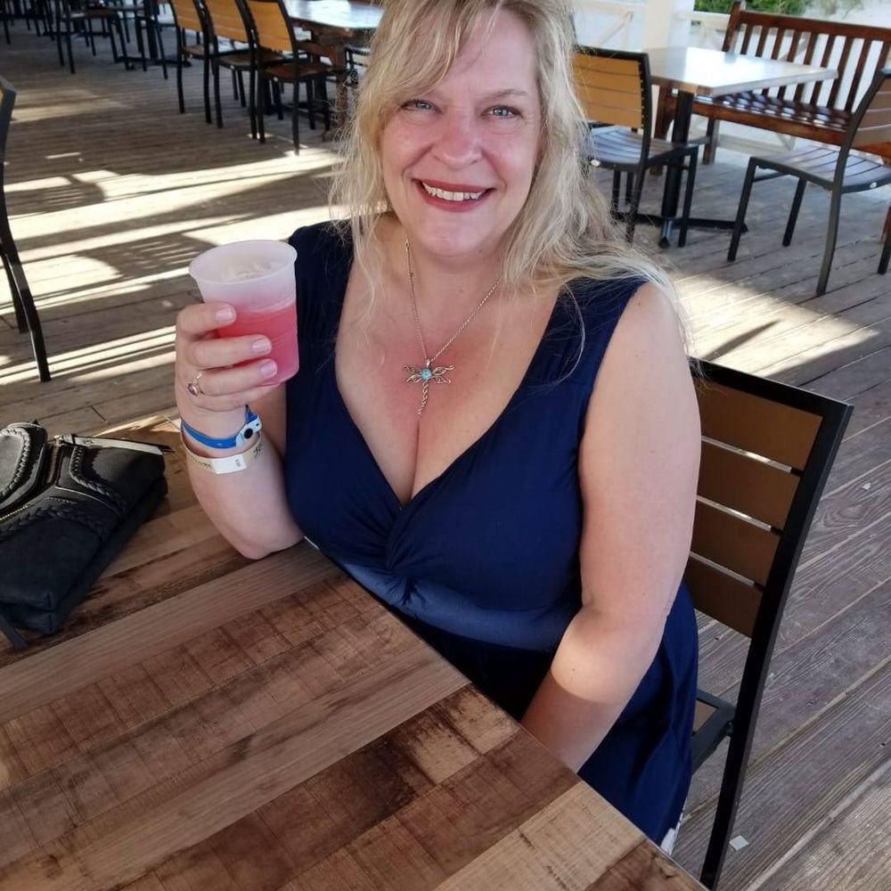 Meet your Posher, Debra